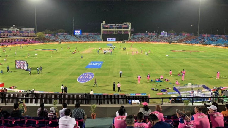 Sawai Mansingh Stadium Pitch Report in Hindi | सवाई मानसिंह स्टेडियम पिच रिपोर्ट