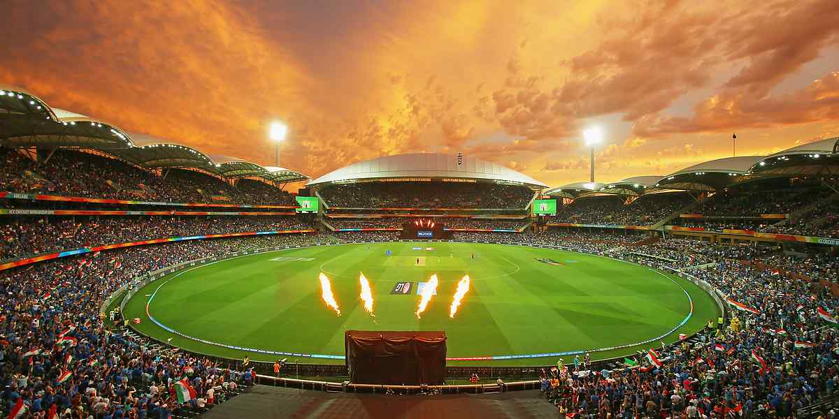 Adelaide Oval Cricket Stadium Pitch Report In Hindi